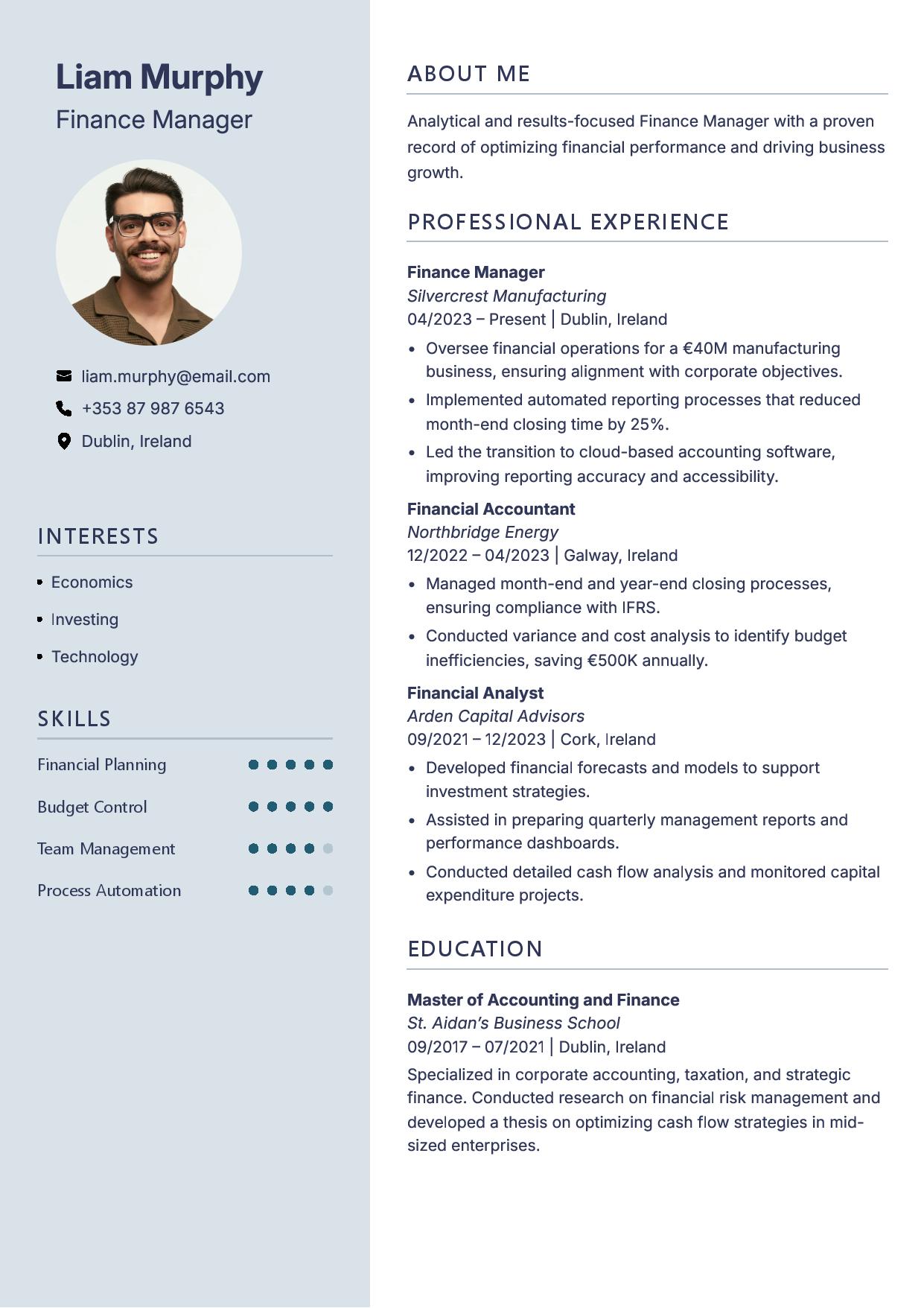 Modern Minimalist CV Resume